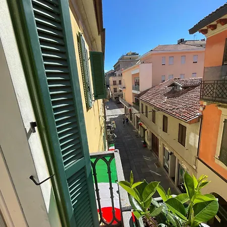 아파트 La Au Coeur De 비엘라