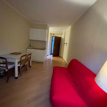 La Au Coeur De * Μπιέλλα